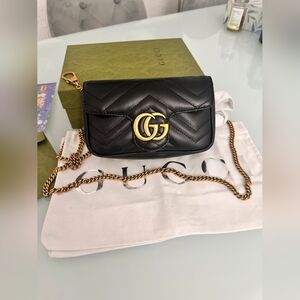 Gucci GG Marmont mini shoulder bag